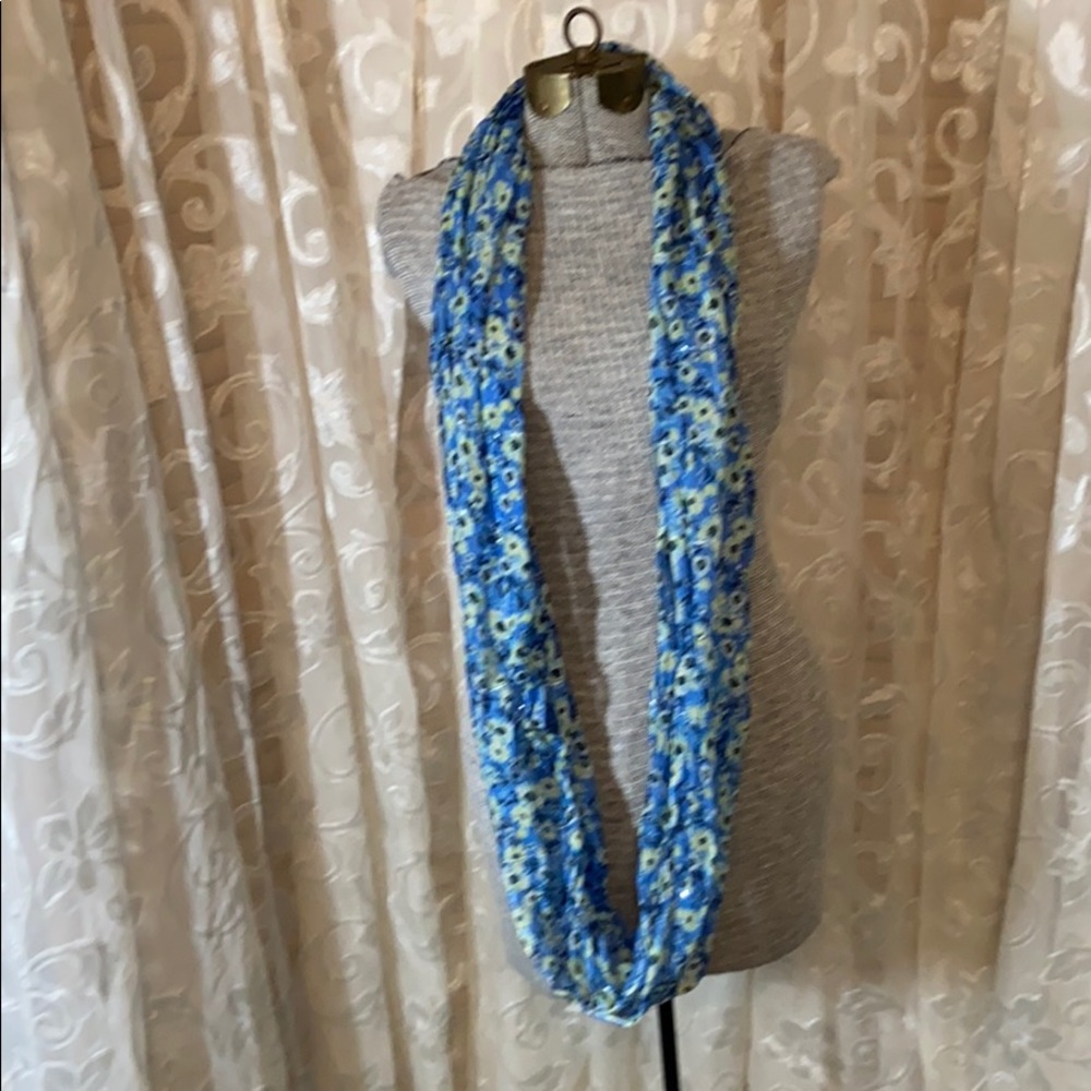 Charming Charlie Infinity Scarf blue/yellow